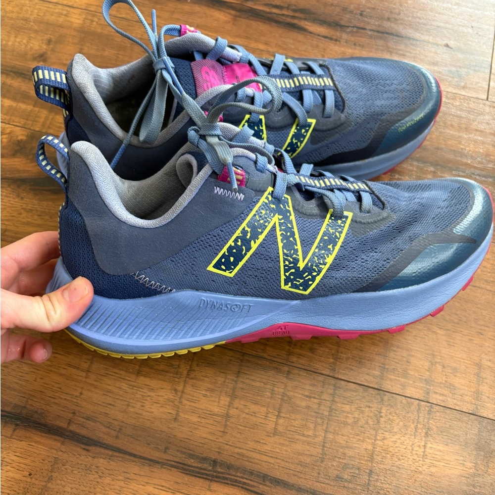 New Balance Womens Wtntrcn4 Blue Hiking Shoes Sneakers Size 11